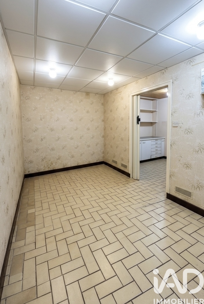 Vente maison à Cadillac-sur-Garonne (33410) : maison 7 pièces 223 m² - 2001921 — 26