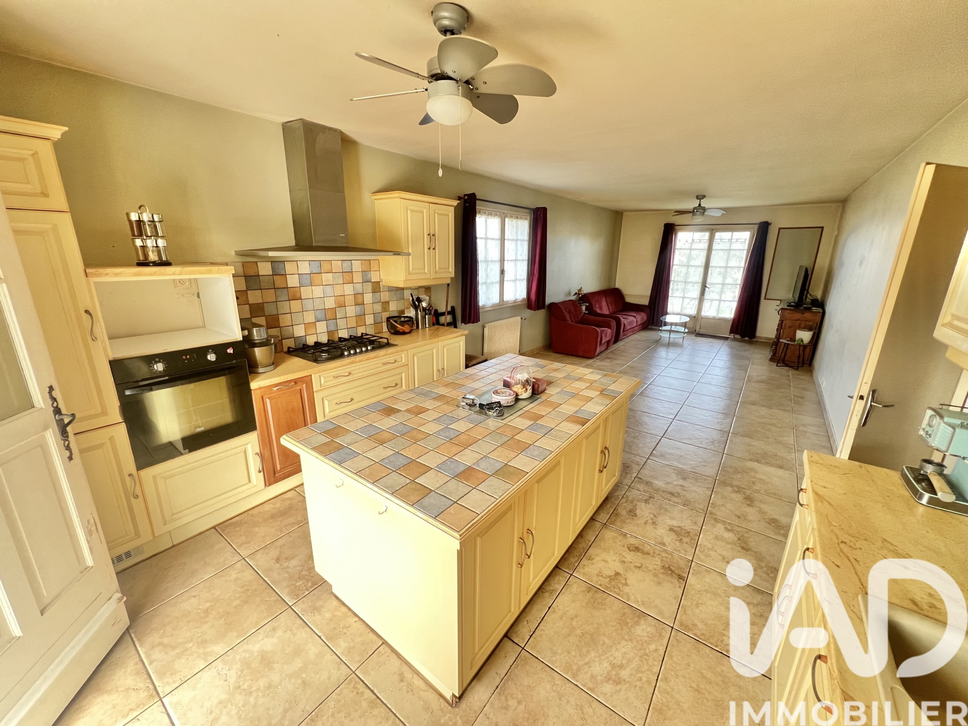 Vente maison à Savigné (86400) : maison de village 6 pièces 130 m² — 5