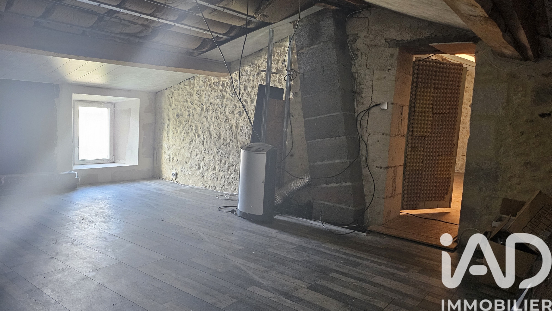 Vente maison à Les Gonds (17100) : maison de village 5 pièces 116 m² — 11
