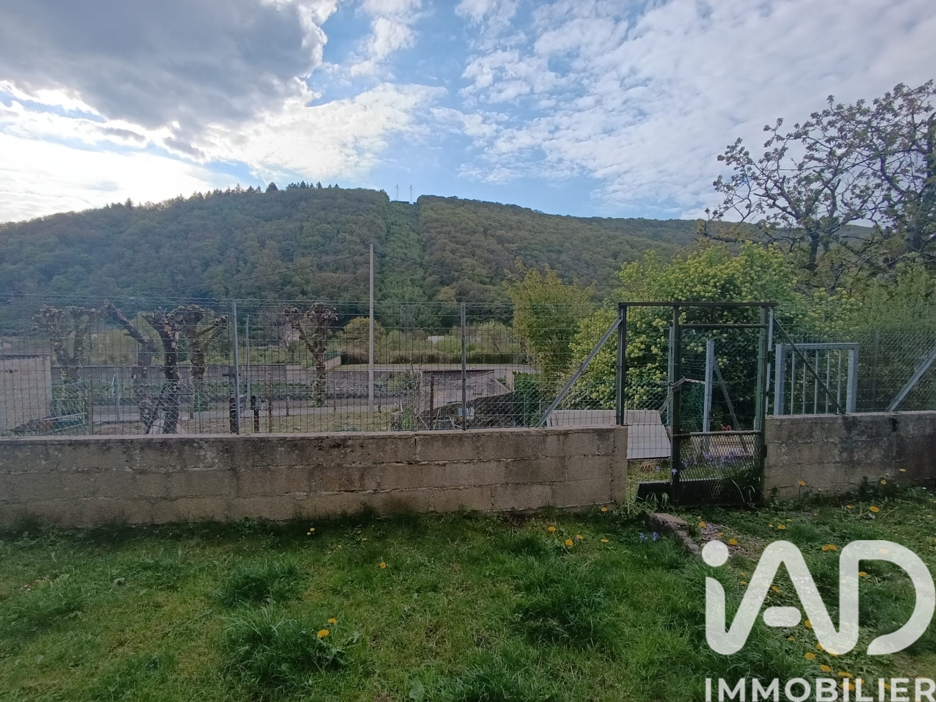 Vente maison à Nouzonville (08700) : maison 5 pièces 82 m² — 11