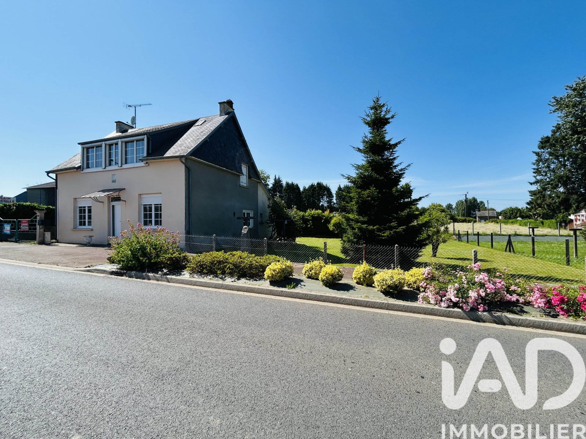 Maison à vendre à Reffuveille — 90 000 € — IAD France