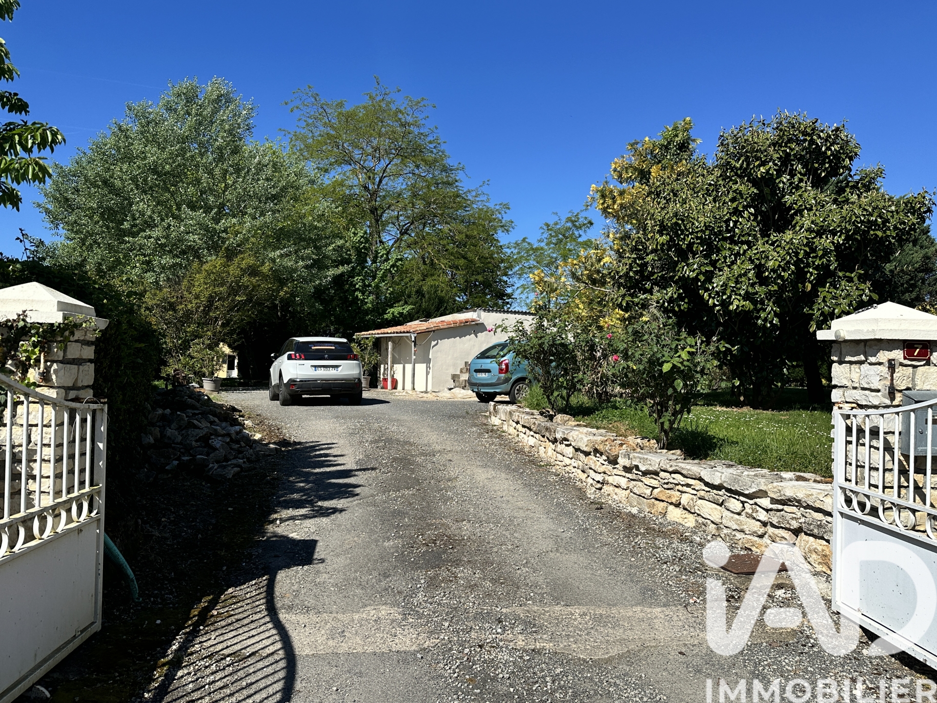 Vente maison à Montjean (16240) : maison traditionnelle 6 pièces 120 m² — 18