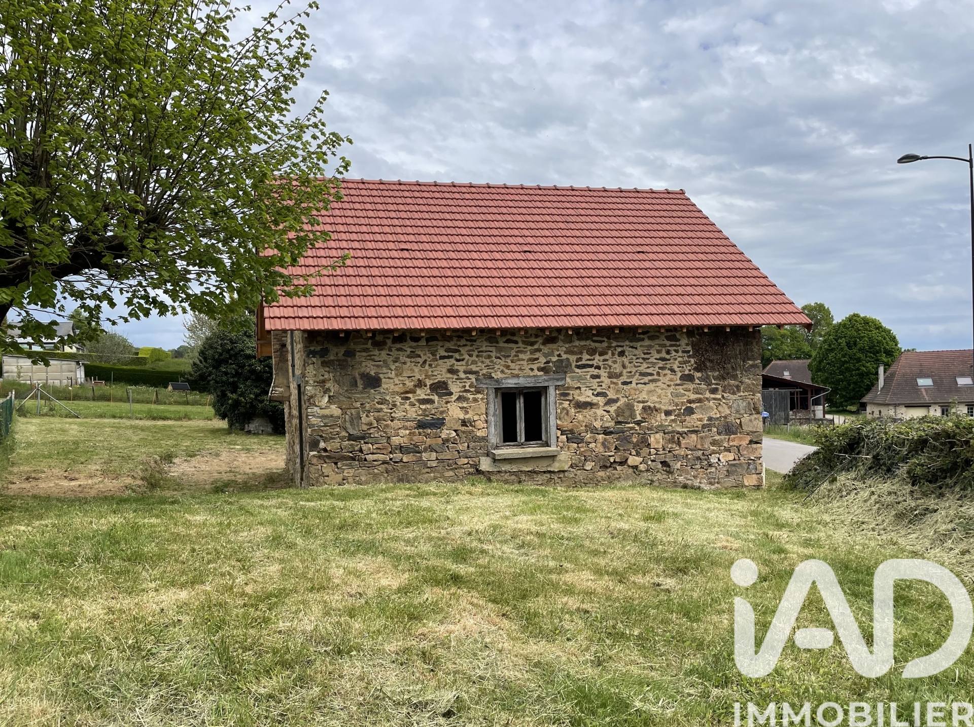 Vente maison à SAINT GERMAIN LES BELLES (87380) : maison de village 1 pièce 50 m² — 7