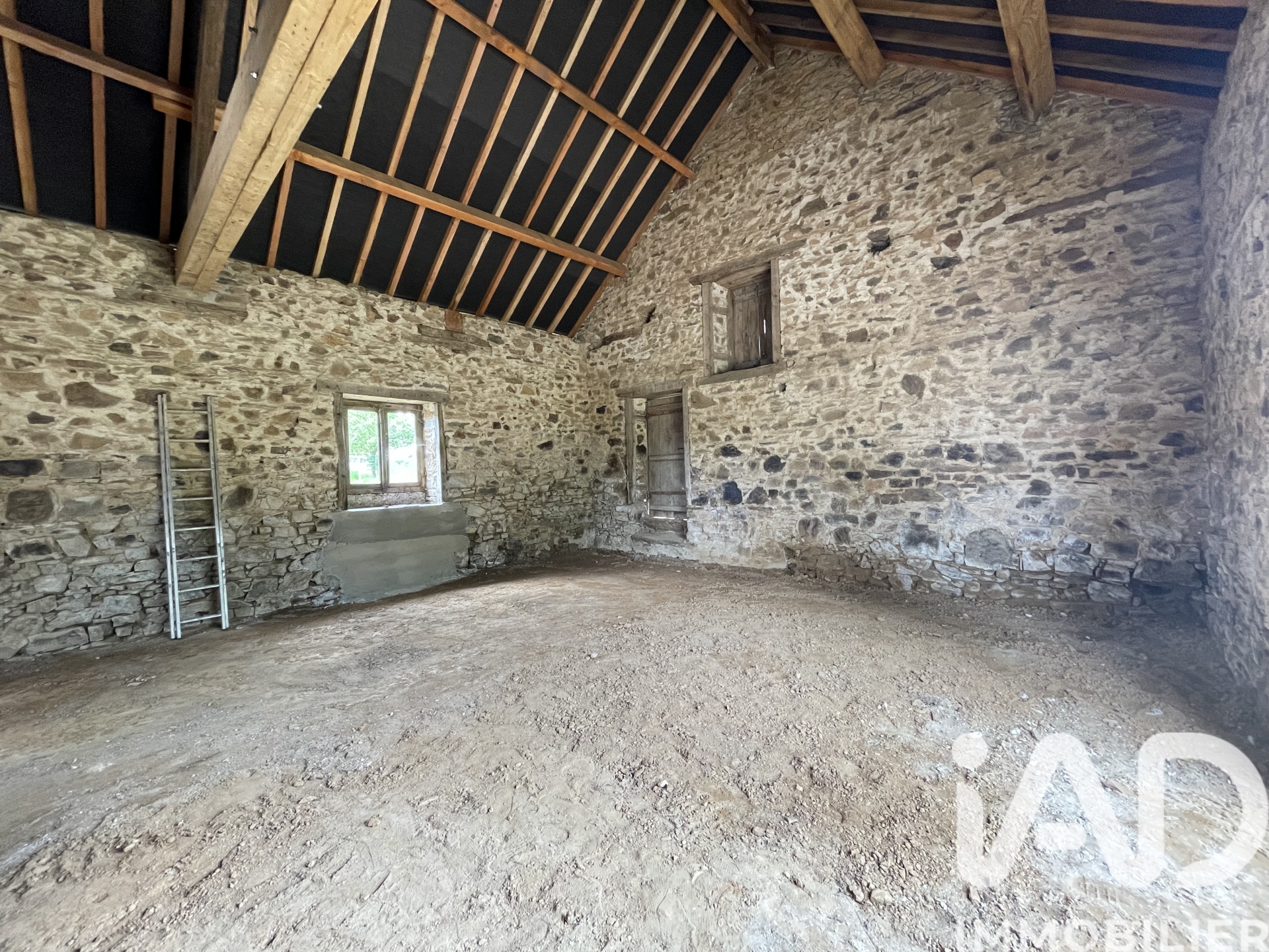 Vente maison à SAINT GERMAIN LES BELLES (87380) : maison de village 1 pièce 50 m² — 12