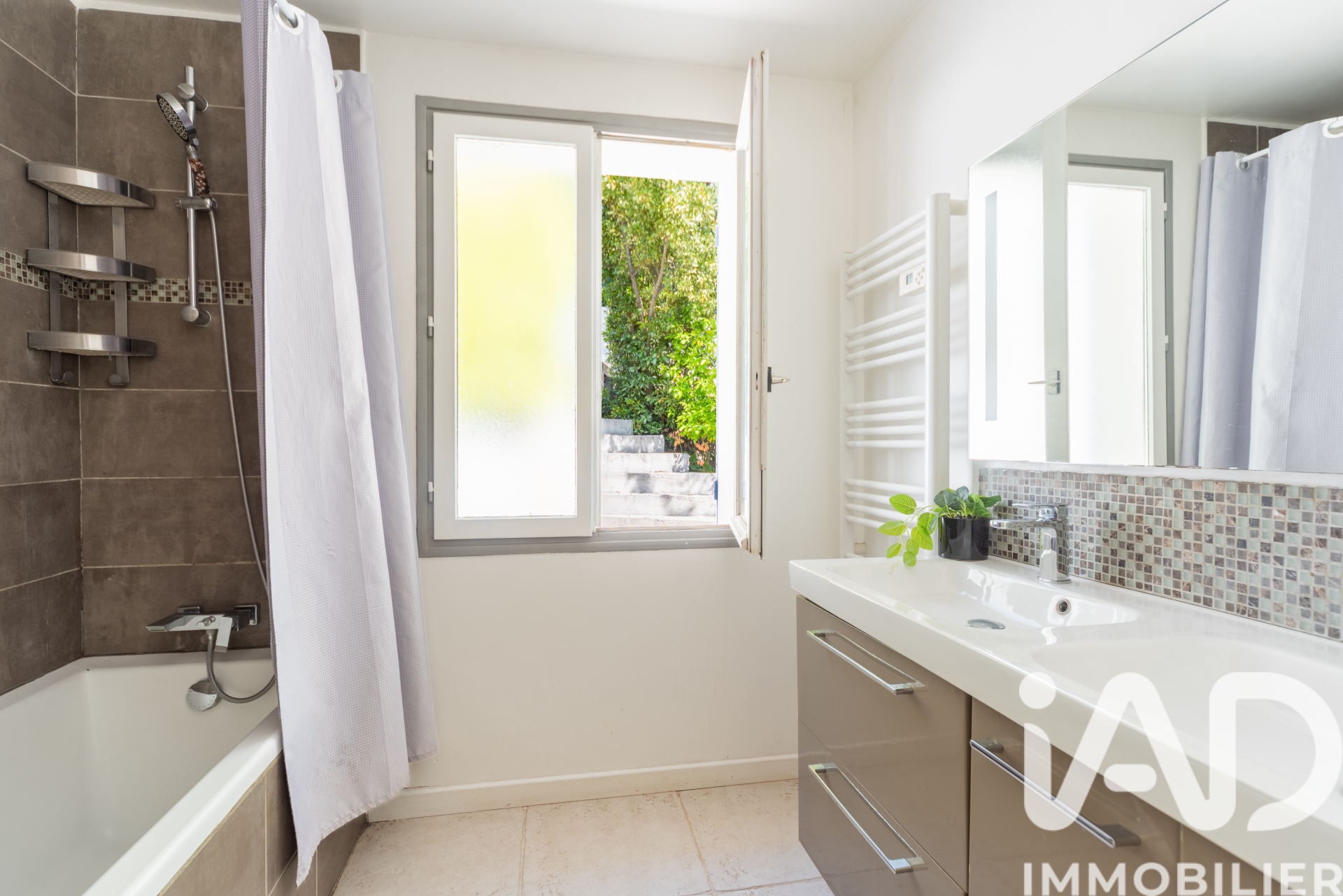 Vente maison à Les Adrets-de-l'Estérel (83600) : maison 5 pièces 144 m² - 2001576 — 14