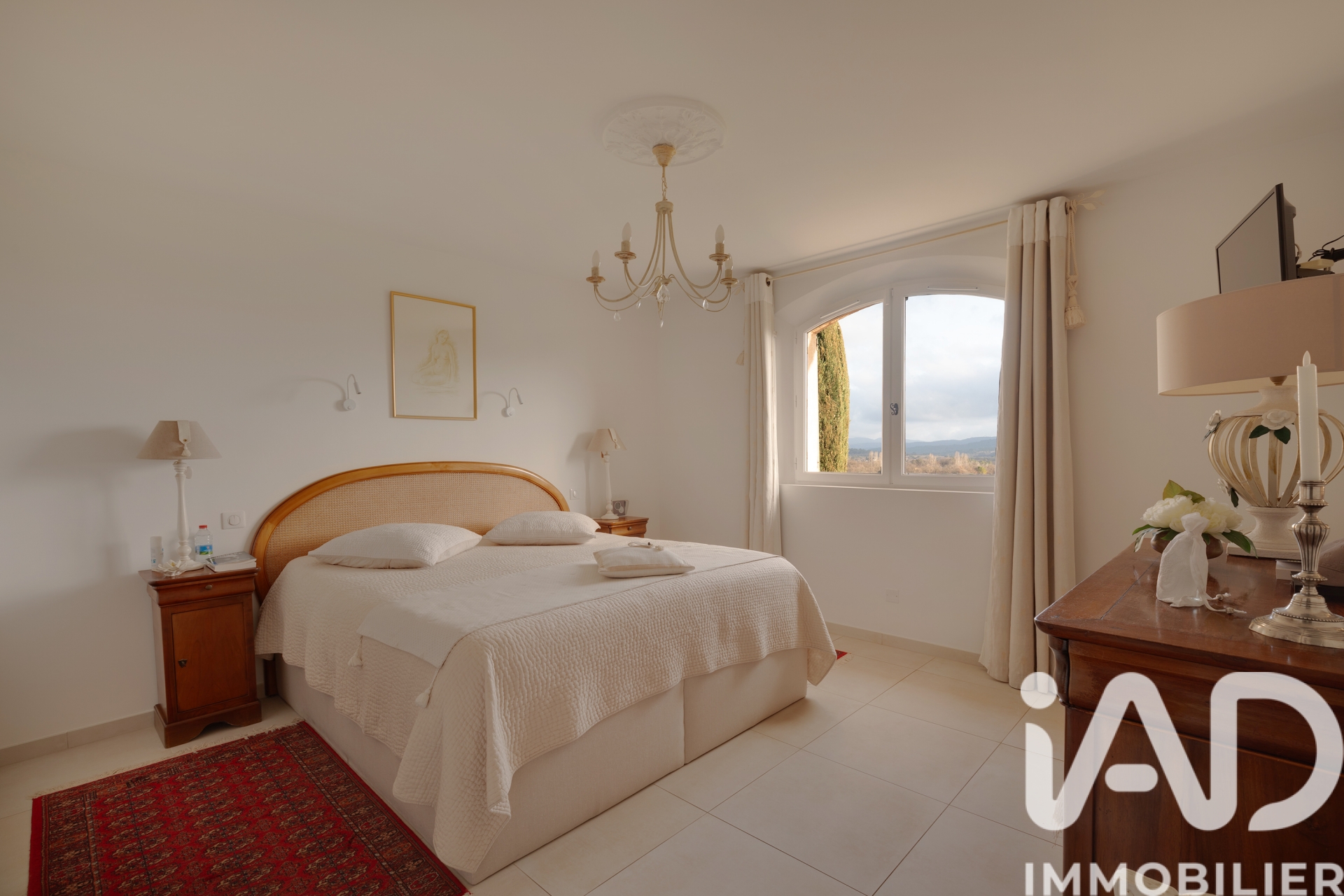 Vente maison à Tourrettes (83440) : maison 6 pièces 188 m² — 10