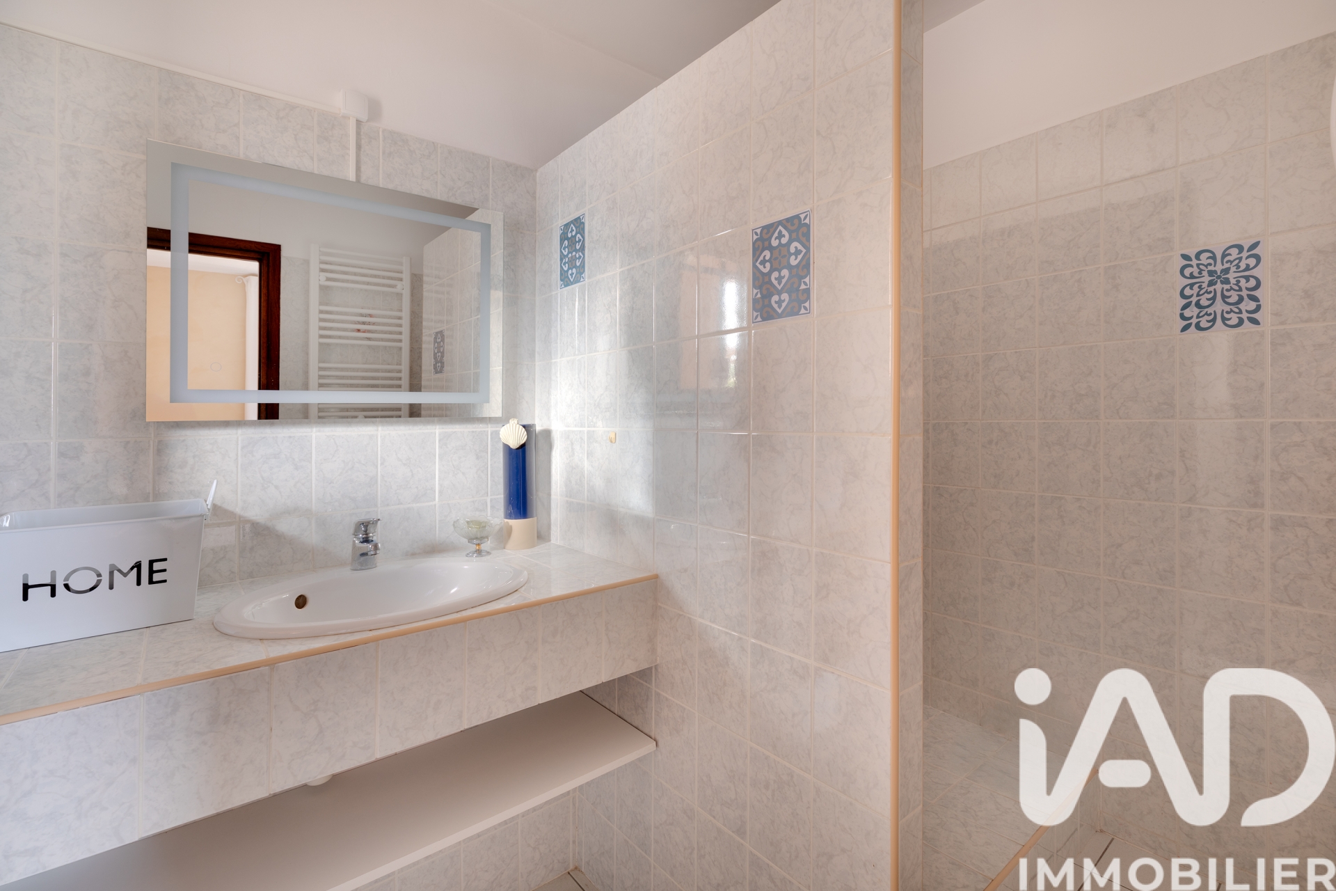 Vente maison à Tourrettes (83440) : maison 6 pièces 188 m² — 16