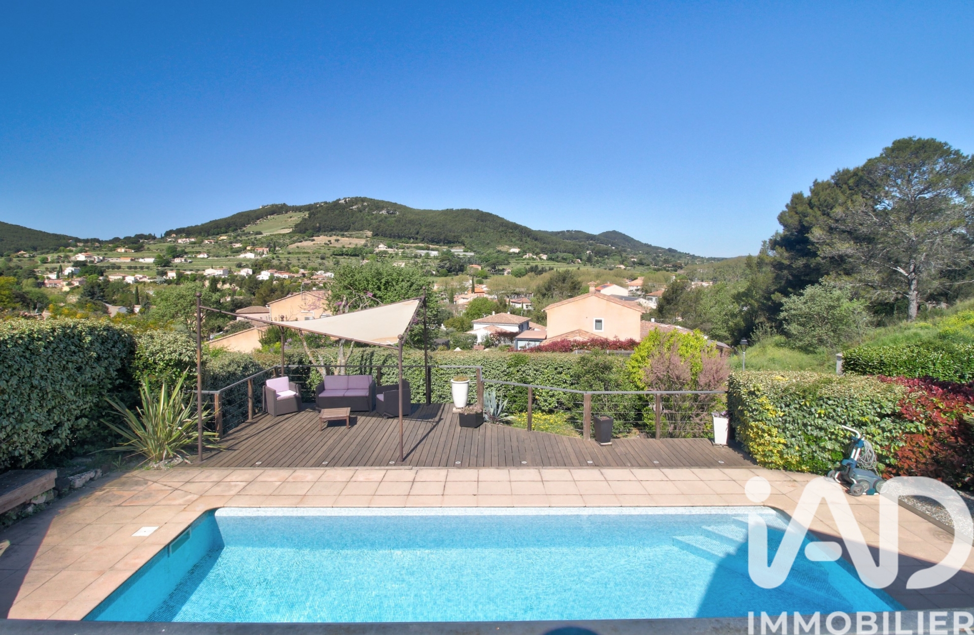 Vente maison à Évenos (83330) : maison d'architecte 6 pièces 149 m² - 1999822 — 11