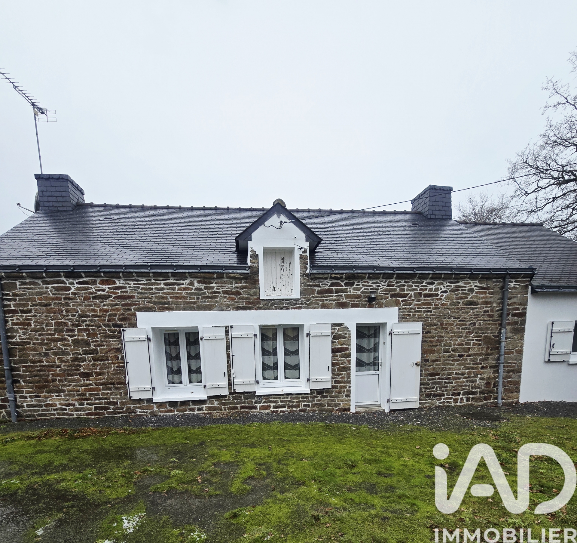 Maison à vendre à Saint-Lyphard — 229 000 € — IAD France