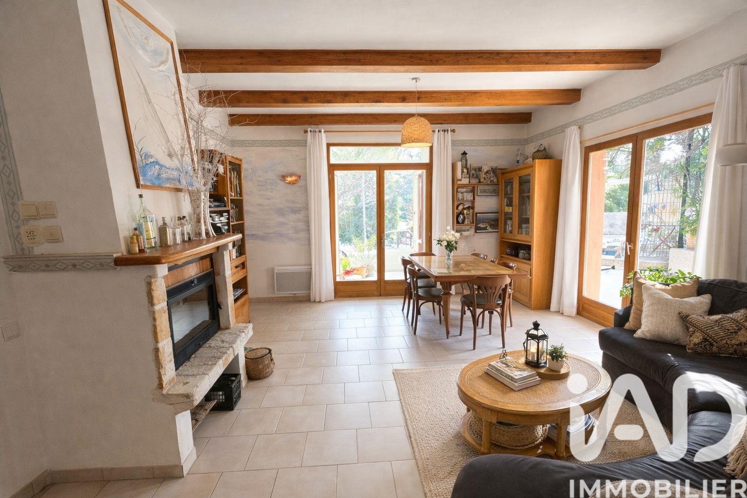 Vente maison à Ventabren (13122) : maison 5 pièces 204 m² — 7
