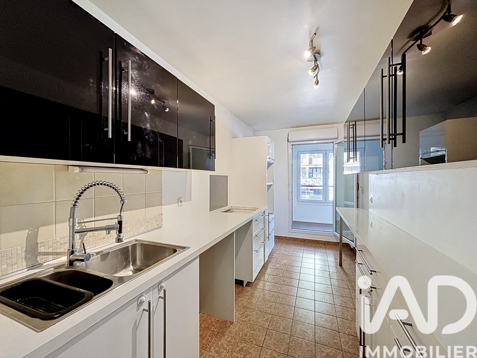 Vente appartement à Montrouge (92120) : appartement 3 pièces 74 m² - 2004893 — 4