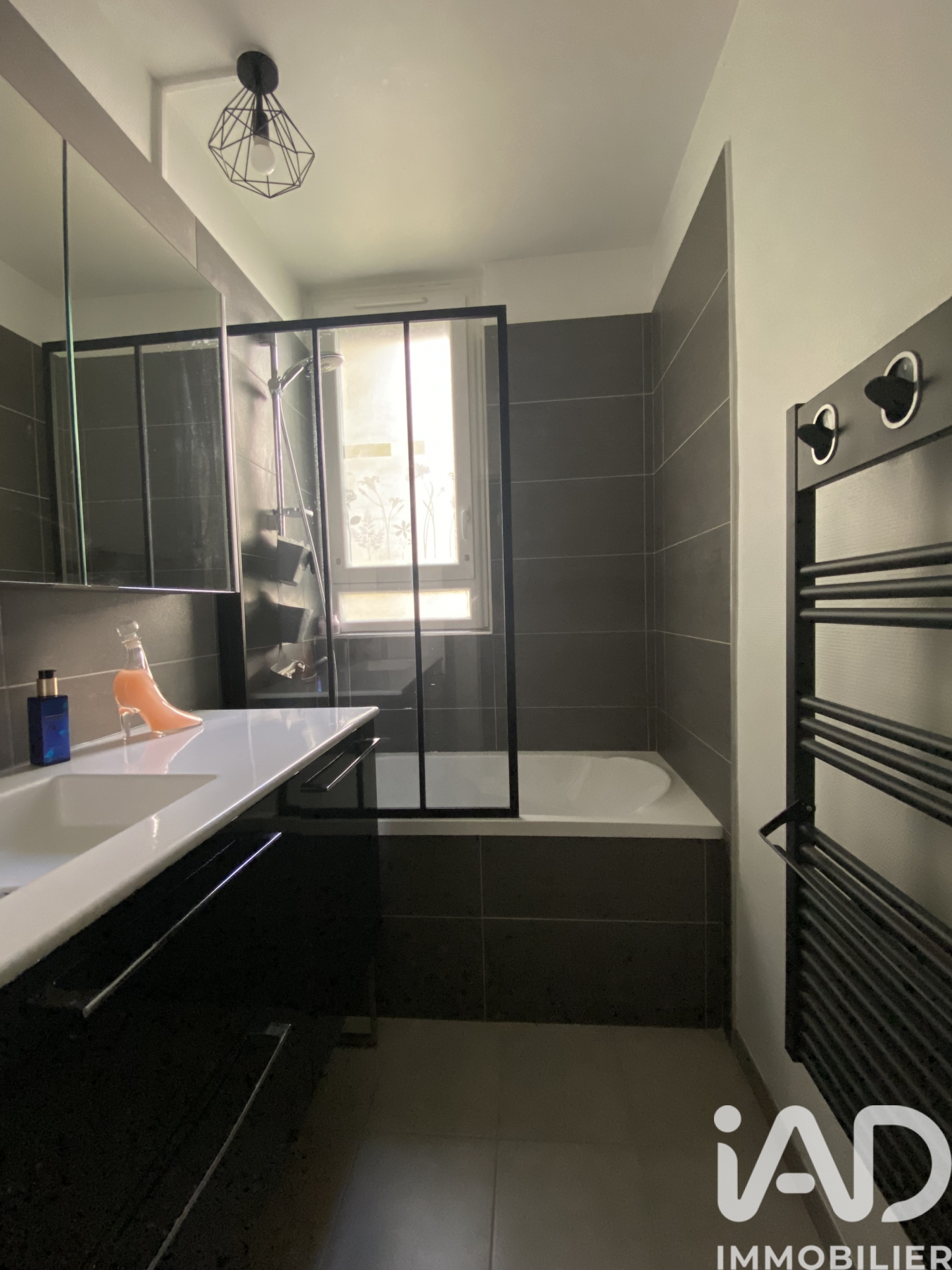 Vente appartement à Avon (77210) : appartement 5 pièces 84 m² - 2007737 — 24
