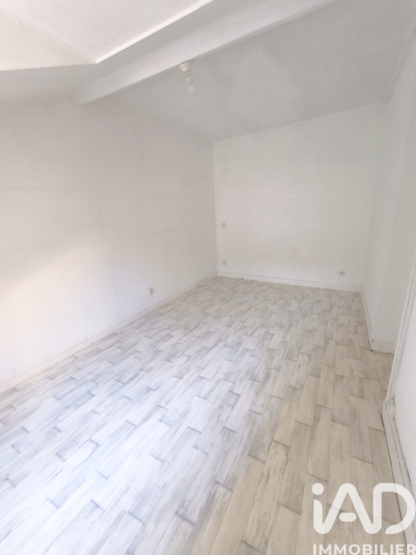 Vente appartement à Clermont-Ferrand (63000) : duplex 2 pièces 47 m² - 2005833 — 8