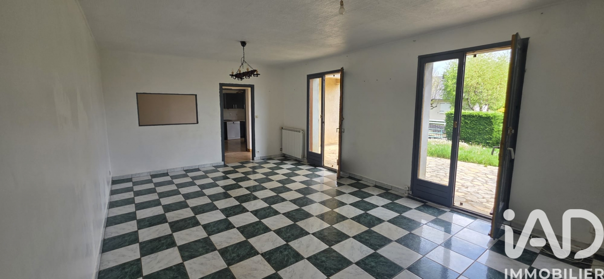 Vente maison à Mauriac (15200) : maison traditionnelle 7 pièces 148 m² — 22
