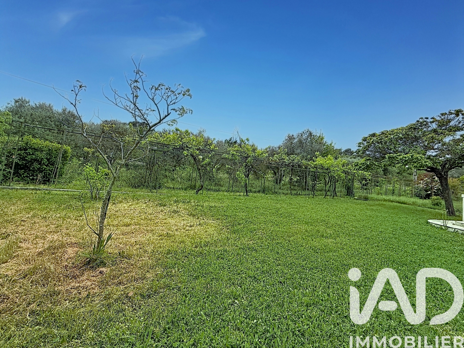 Vente maison à Seillans (83440) : maison traditionnelle 4 pièces 103 m² — 6