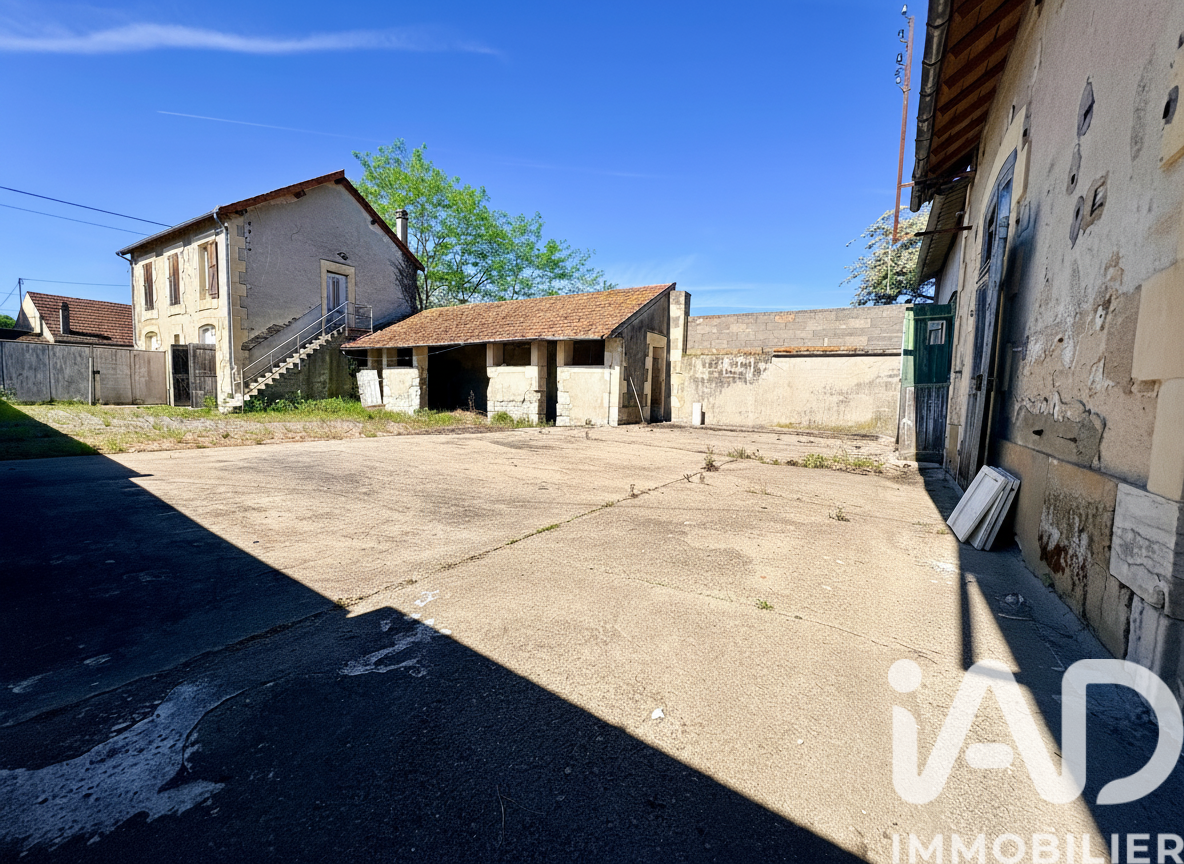 Vente maison à Sancoins (18600) : maison 4 pièces 93 m² — 15