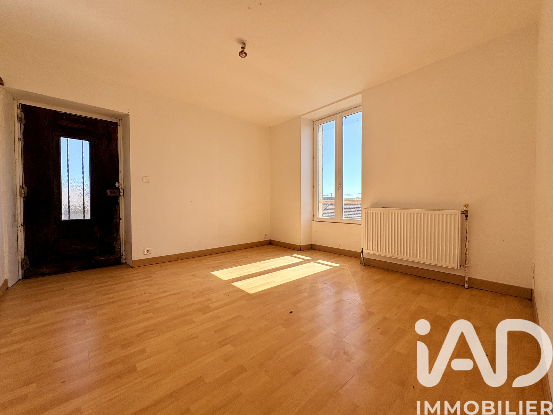 Vente maison à Sancoins (18600) : maison 4 pièces 93 m² — 9