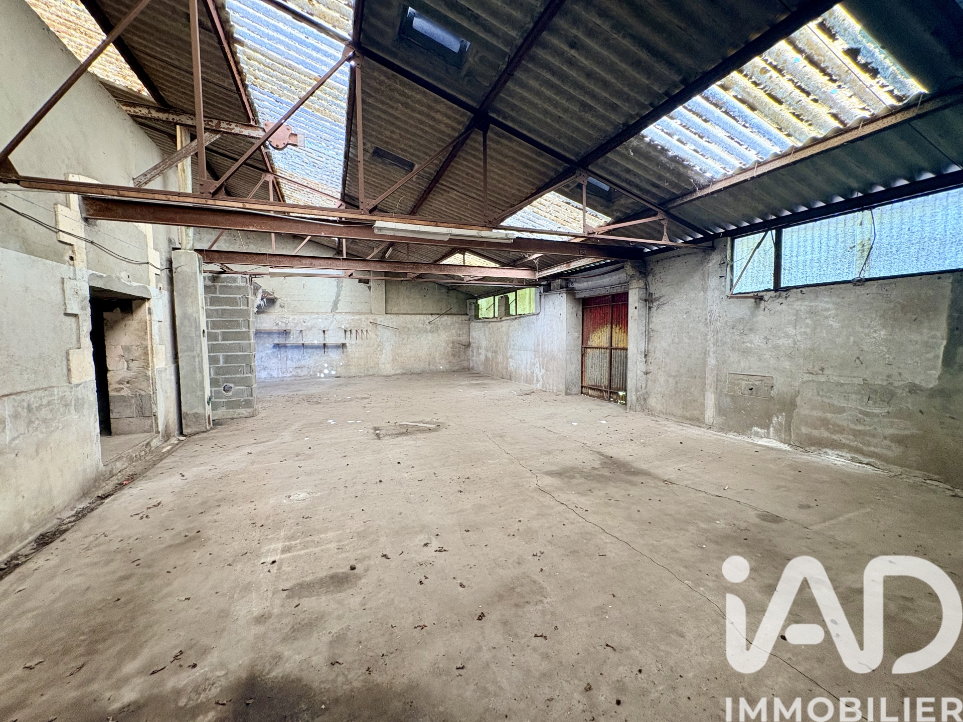 Vente maison à Sancoins (18600) : maison 4 pièces 93 m² — 23