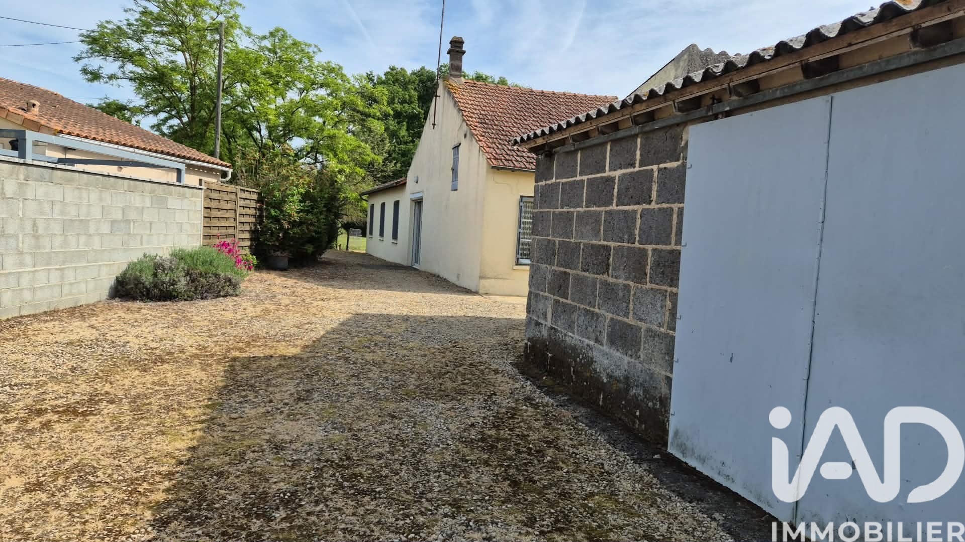 Vente maison à Val en Vignes (79290) : maison de campagne 5 pièces 92 m² - 2010130 — 19