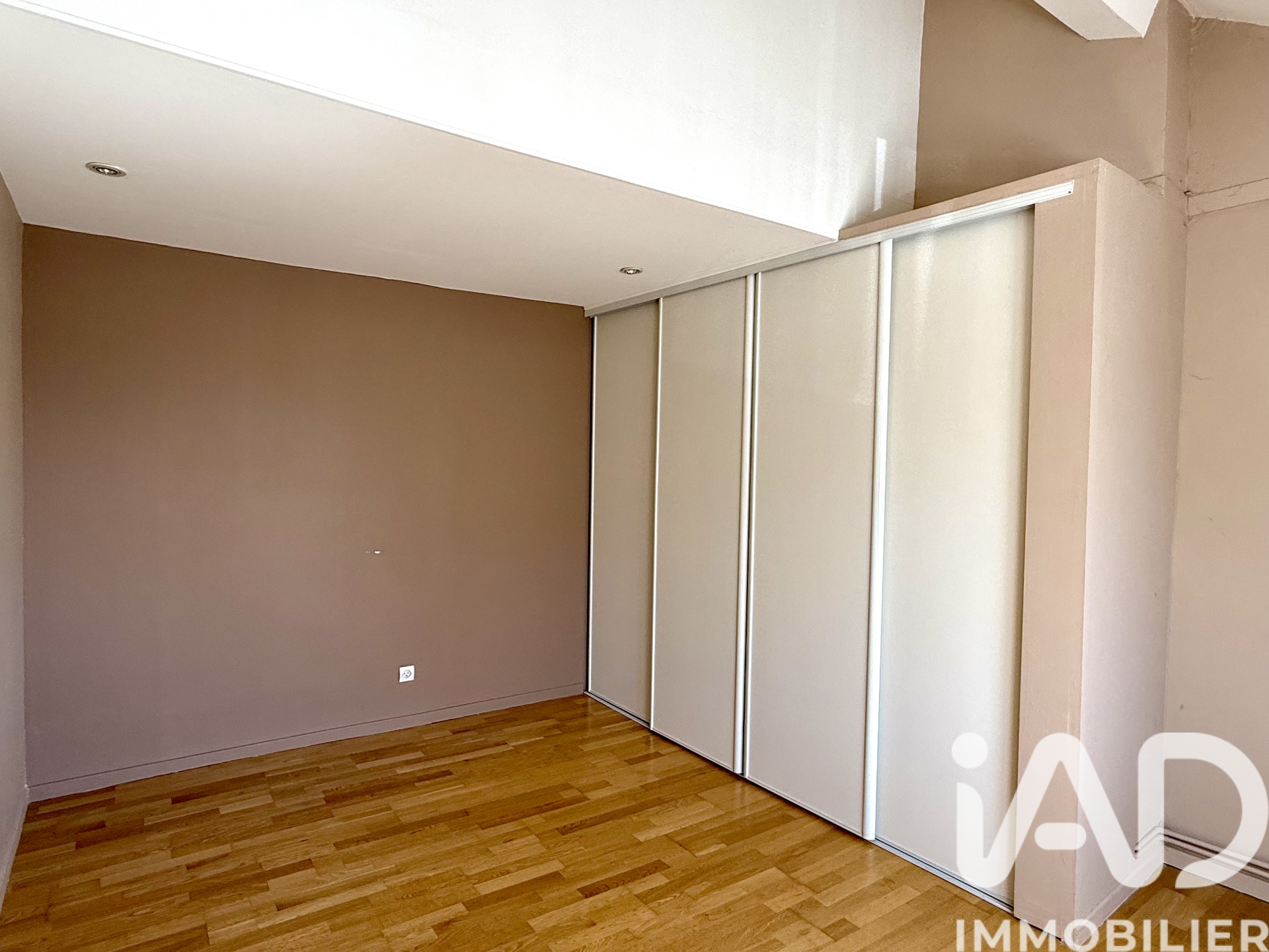 Vente maison à Orchies (59310) : maison de ville 4 pièces 118 m² — 6