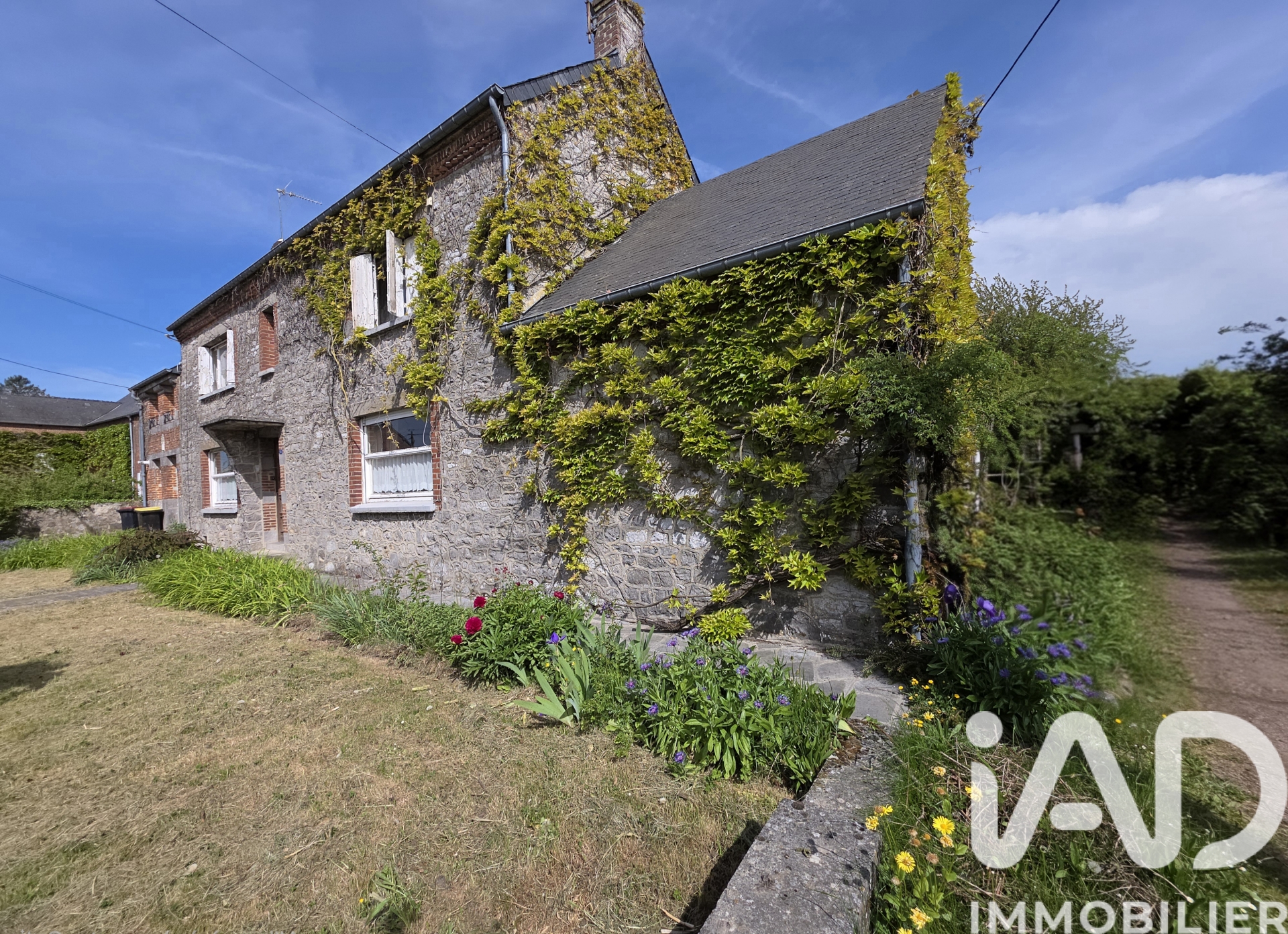 Vente maison à Dourlers (59440) : maison de village 5 pièces 157 m² — 2