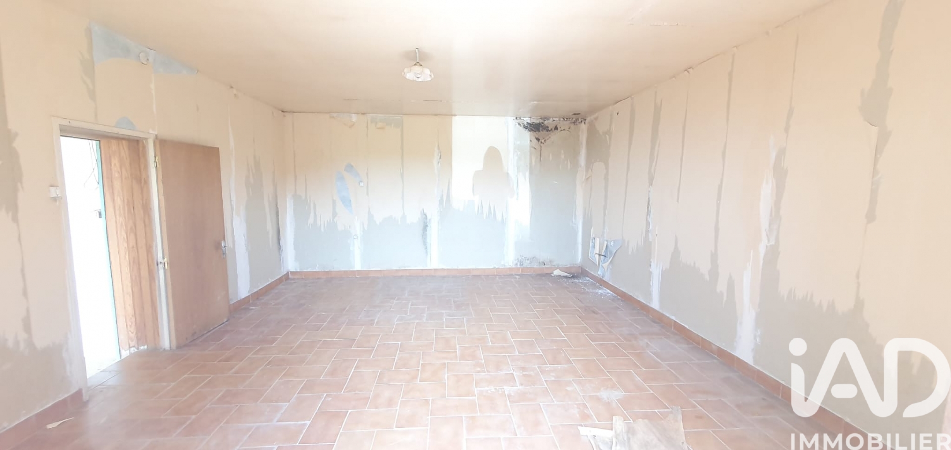 Vente maison à Dollon (72390) : maison de campagne 2 pièces 83 m² — 6