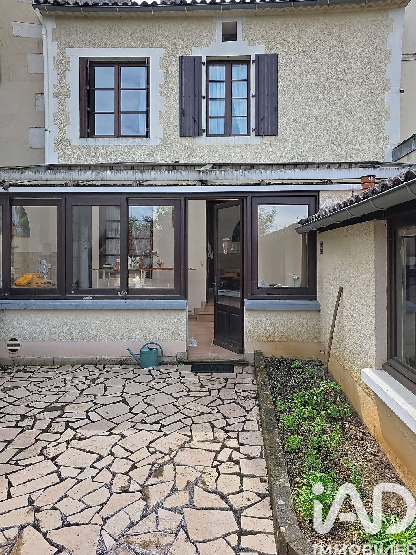 Vente maison à Montbron (16220) : maison 7 pièces 140 m² — 2