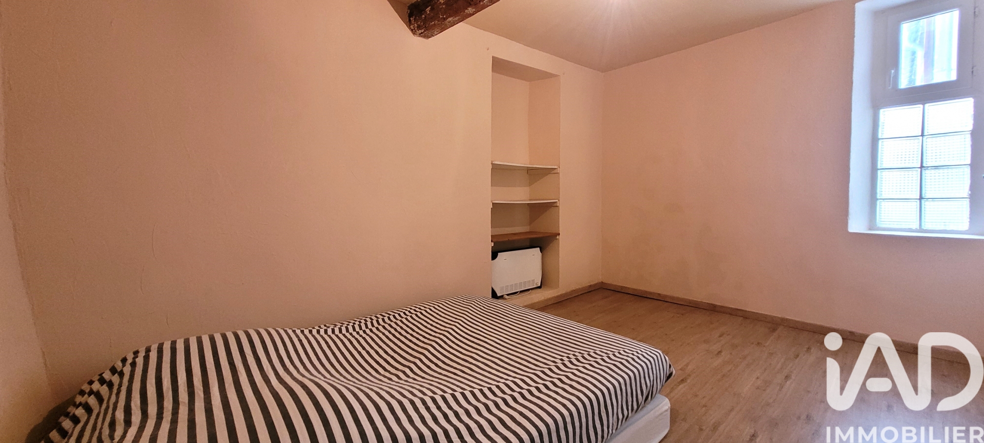 Vente maison à Jonquières (84150) : maison de village 5 pièces 87 m² — 10