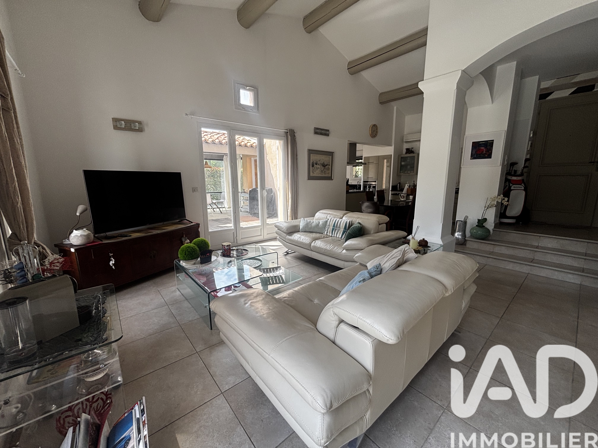Vente maison à Mallemort (13370) : maison traditionnelle 6 pièces 139 m² - 2012573 — 14
