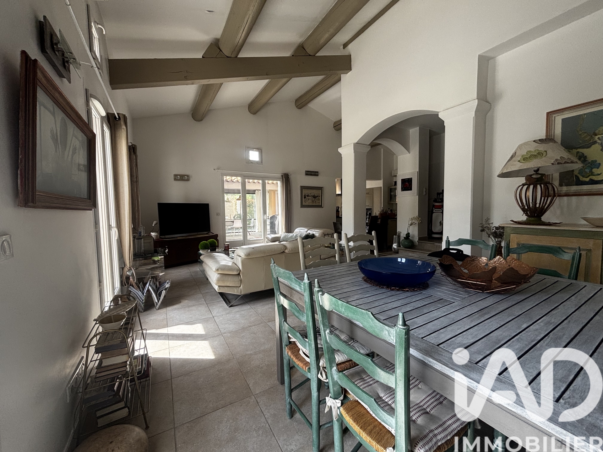 Vente maison à Mallemort (13370) : maison traditionnelle 6 pièces 139 m² - 2012573 — 13