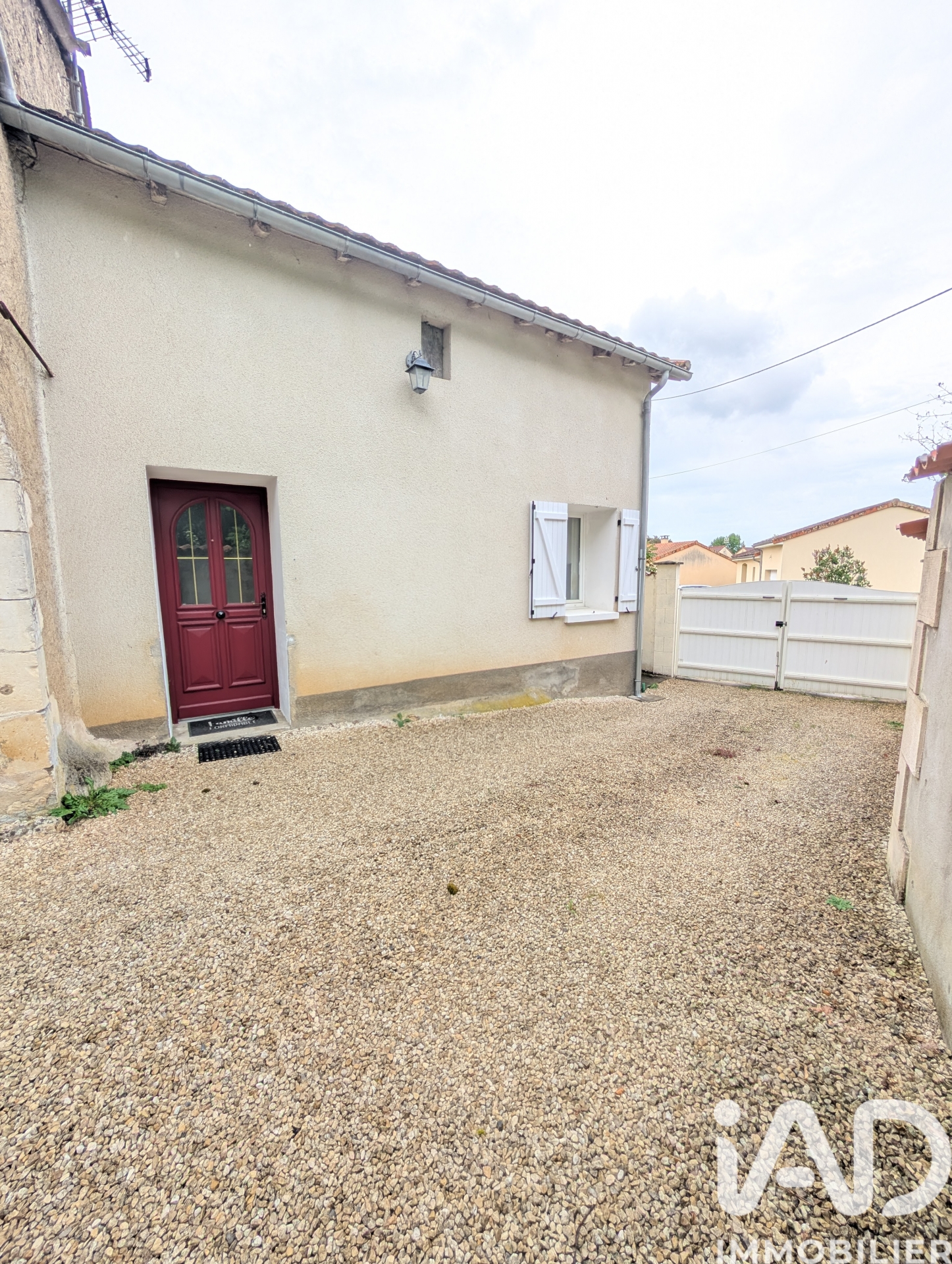 Vente maison à Civaux (86320) : maison 4 pièces 105 m² — 30