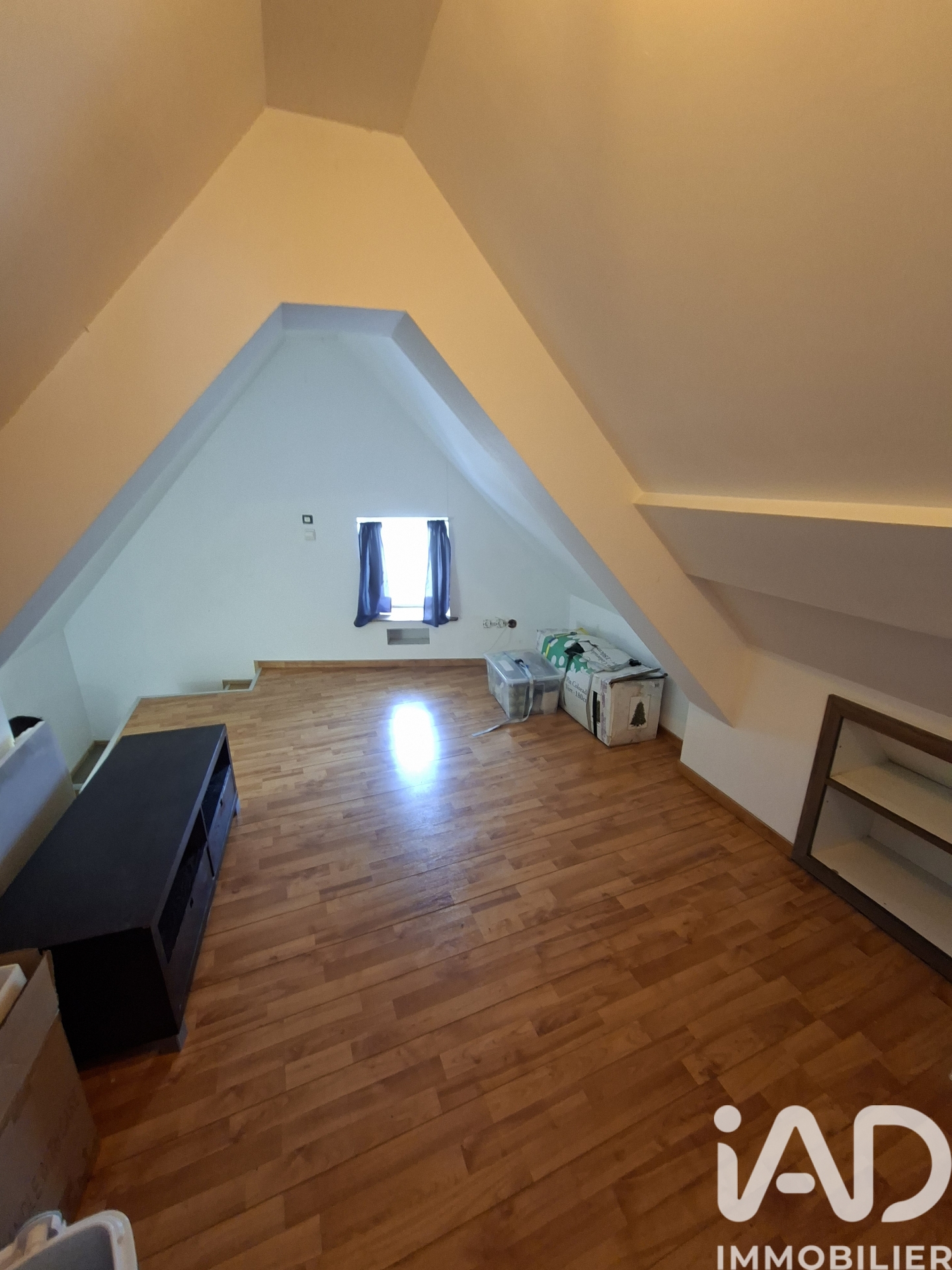 Vente maison à Villeblevin (89340) : maison 6 pièces 88 m² — 10
