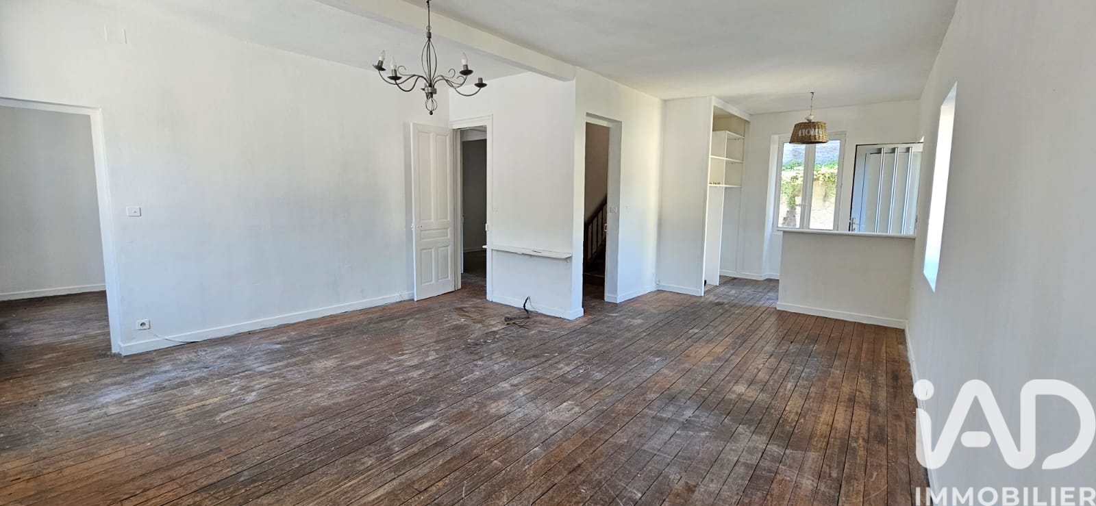 Vente maison à Saint-Rambert-en-Bugey (01230) : maison 8 pièces 190 m² - 2003101 — 2