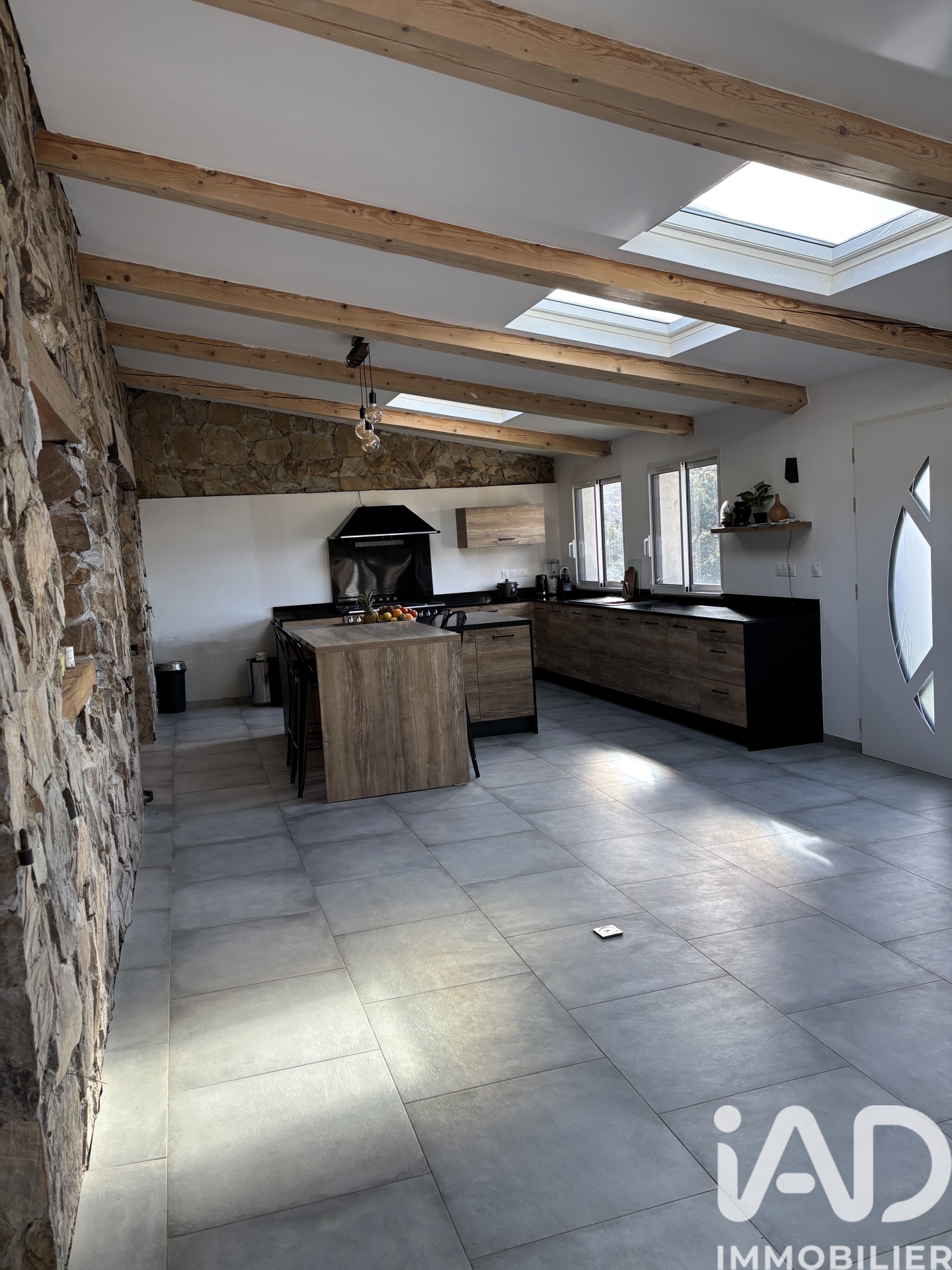 Vente maison à Puget-Ville (83390) : maison 9 pièces 270 m² - 2014364 — 7