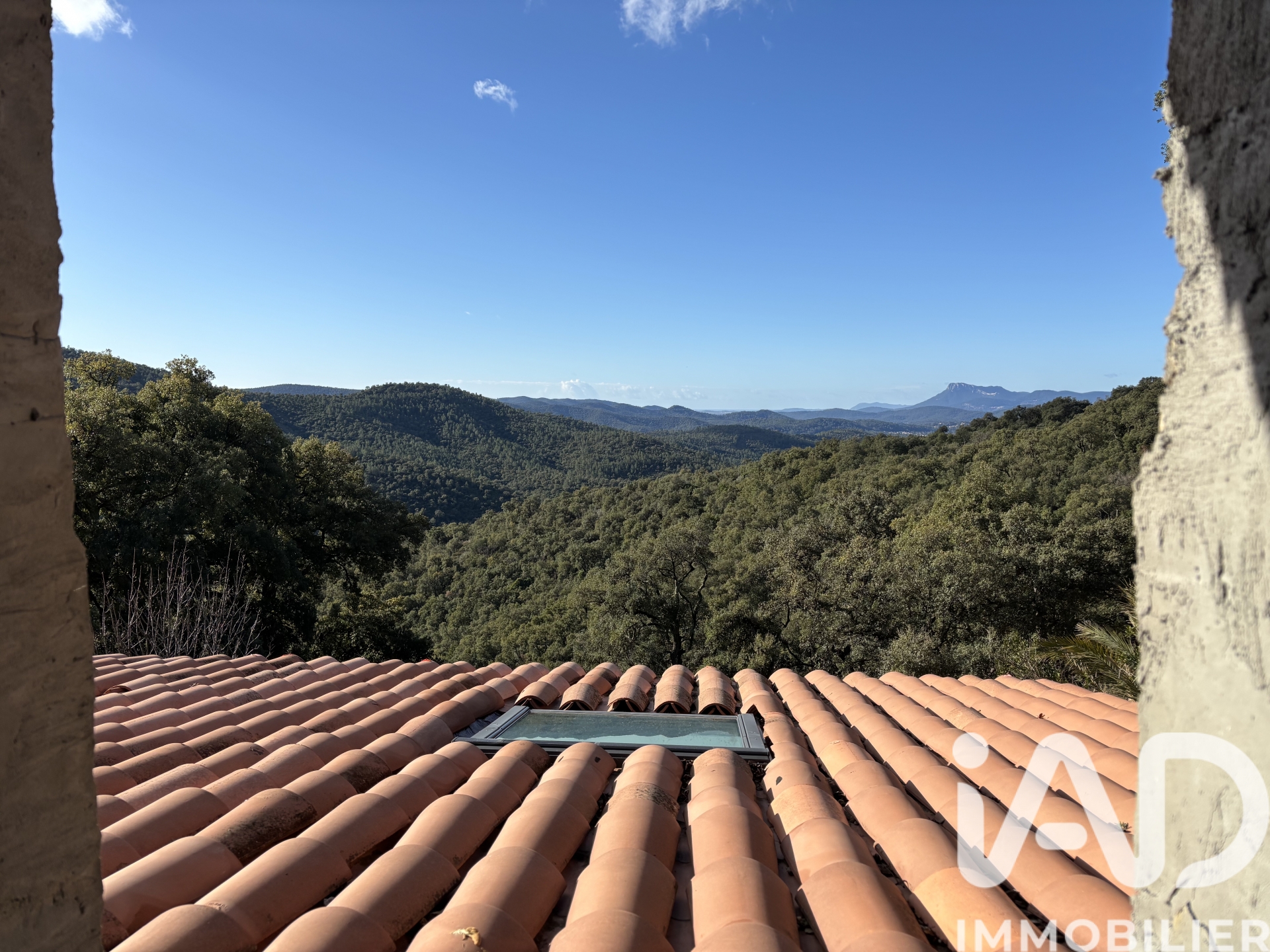 Vente maison à Puget-Ville (83390) : maison 9 pièces 270 m² - 2014364 — 16