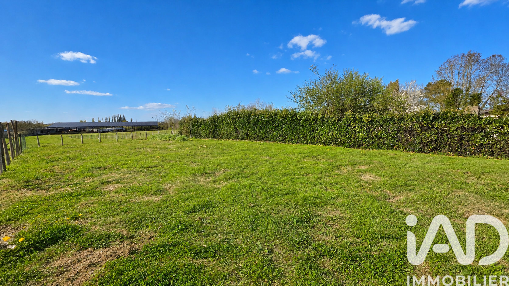 Vente Terrain à bâtir 707 m²