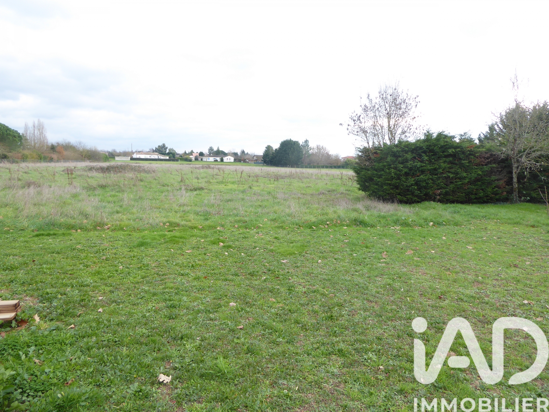 Vente Terrain à bâtir 697 m²