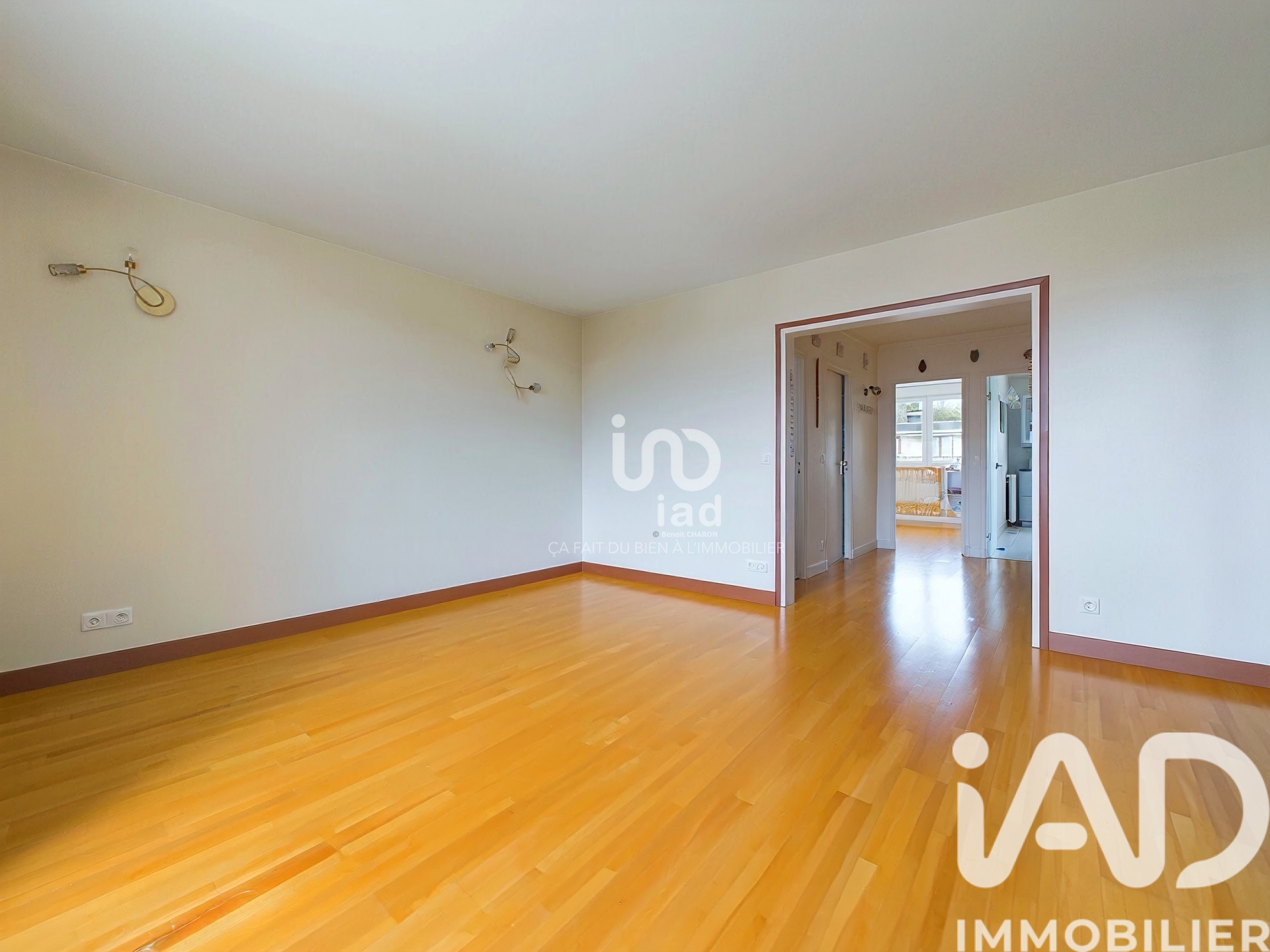 Appartement à vendre à Fontenay-sous-Bois — 325 000 € — IAD France