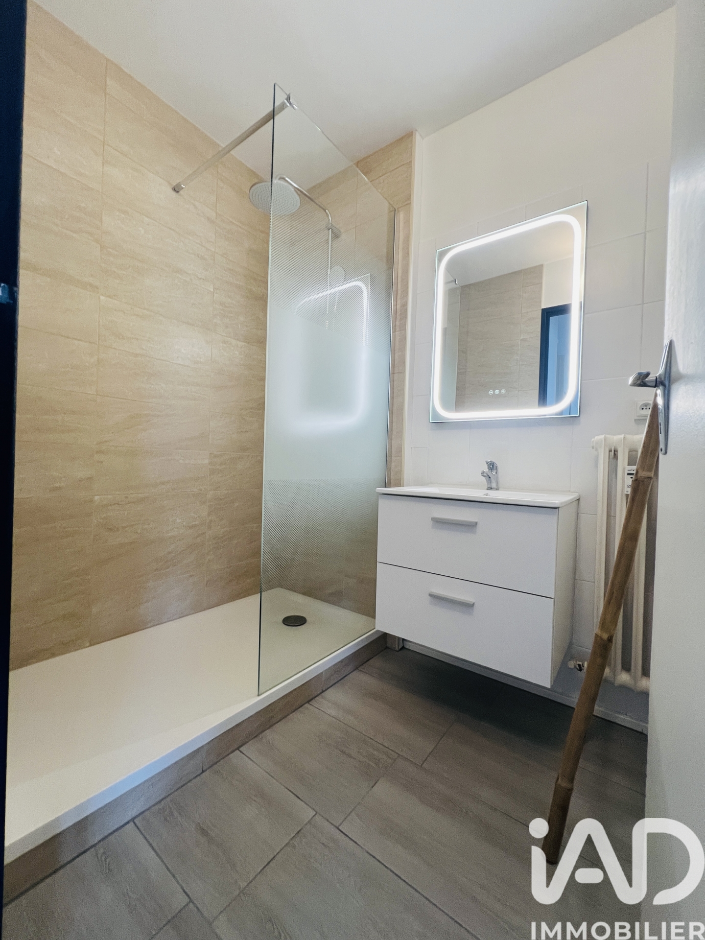 Vente appartement à Saint-Cyr-sur-Loire (37540) : appartement 4 pièces 67 m² - 1923041 — 7