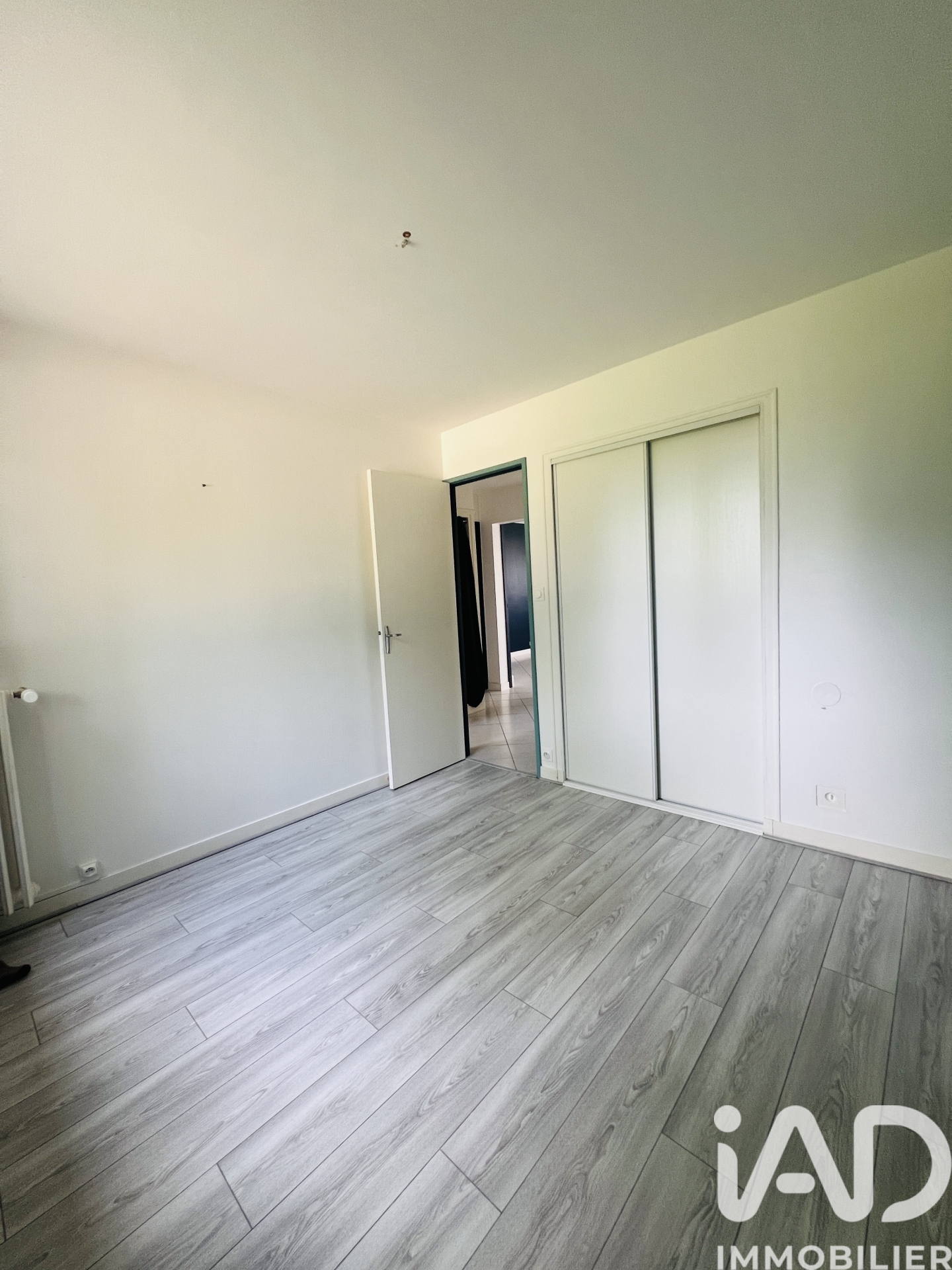 Vente appartement à Saint-Cyr-sur-Loire (37540) : appartement 4 pièces 67 m² - 1923041 — 6