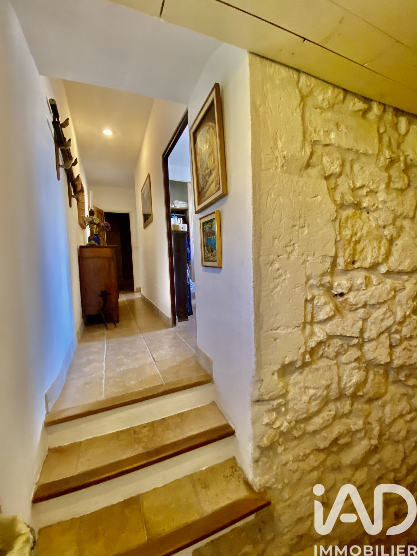 Vente maison à Fontvieille (13990) : maison de village 4 pièces 90 m² - 2017124 — 7