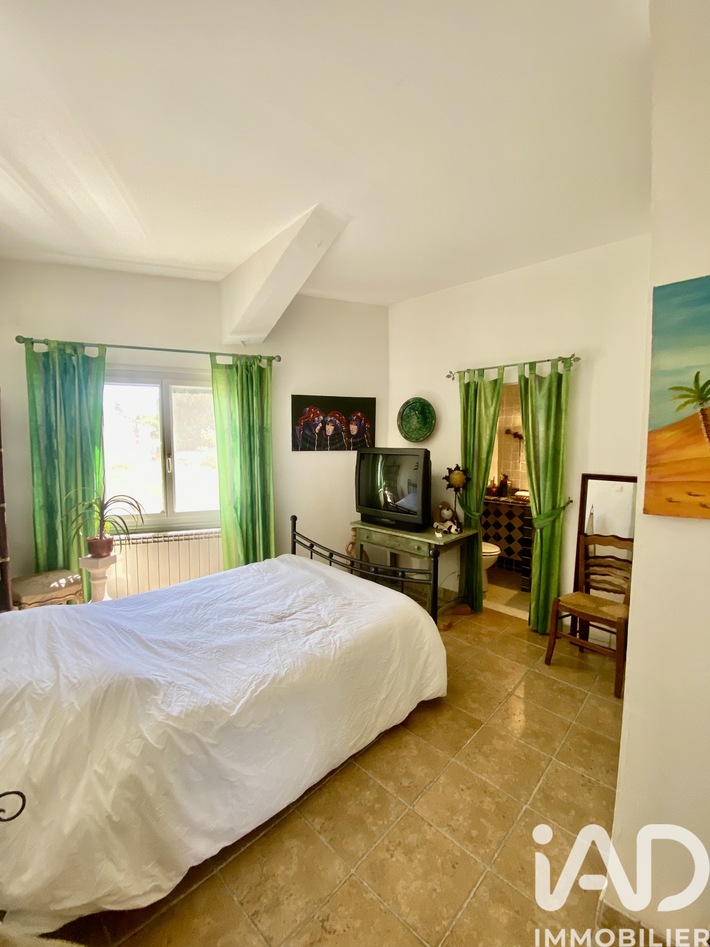 Vente maison à Fontvieille (13990) : maison de village 4 pièces 90 m² - 2017124 — 8