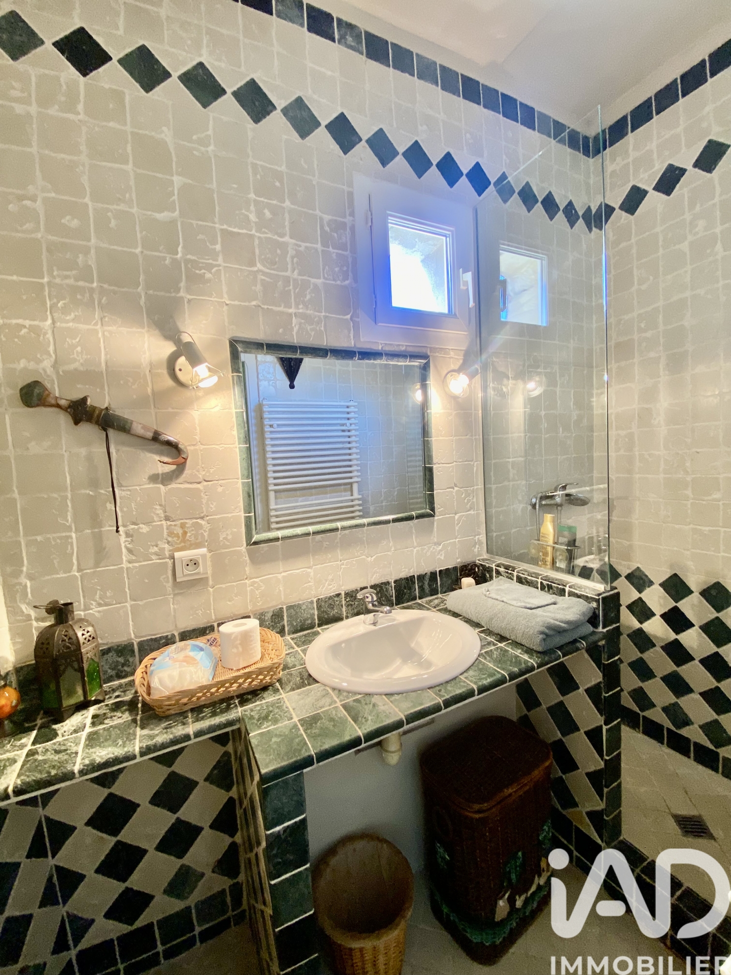 Vente maison à Fontvieille (13990) : maison de village 4 pièces 90 m² - 2017124 — 14