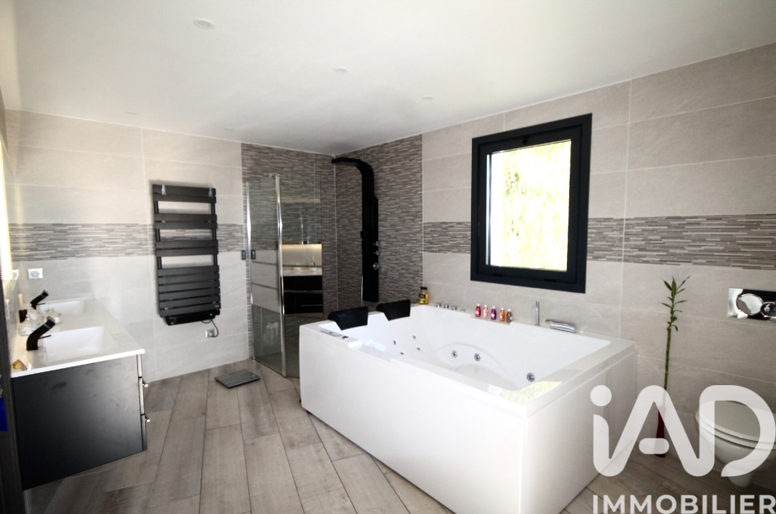 Vente maison à Mandelieu-la-Napoule (06210) : maison traditionnelle 10 pièces 345 m² - 1991302 — 14