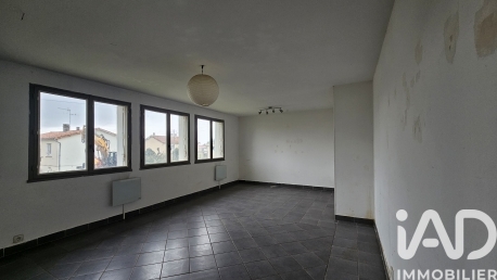 Vente maison à Ruffec (16700) : maison de ville 3 pièces 70 m² — 4