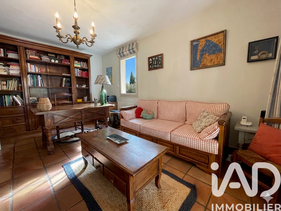 Vente maison à Rognac (13340) : maison traditionnelle 5 pièces 163 m² — 10