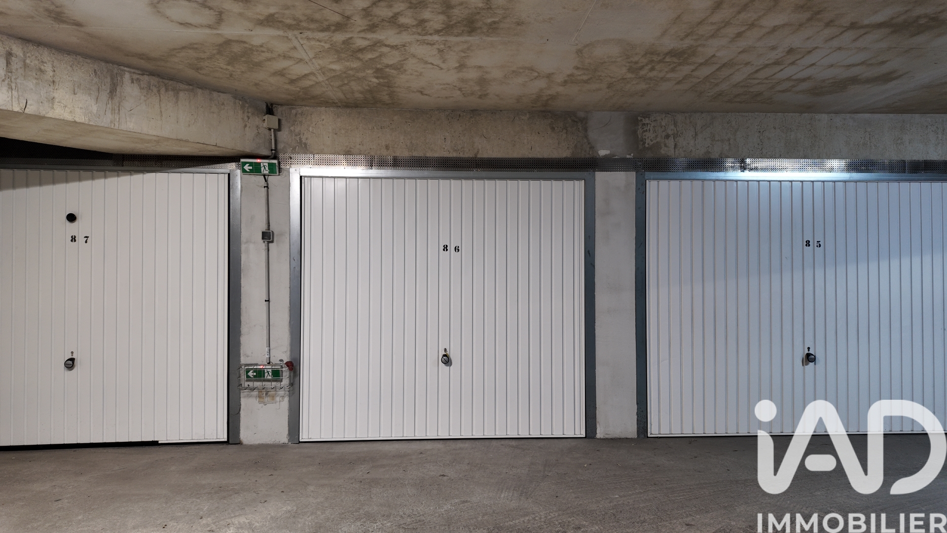 Vente Garage 11 m&sup2;