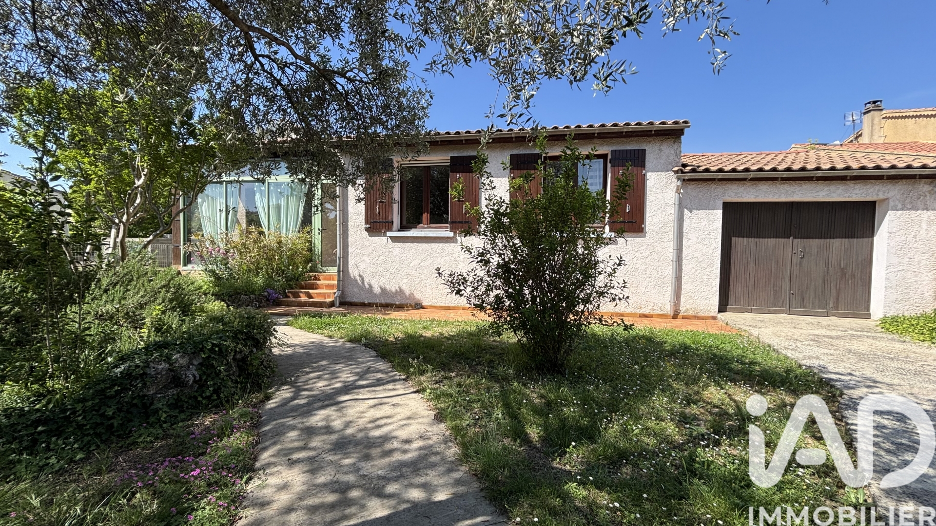 Maison à vendre à Pierrelatte — 205 000 € — IAD France