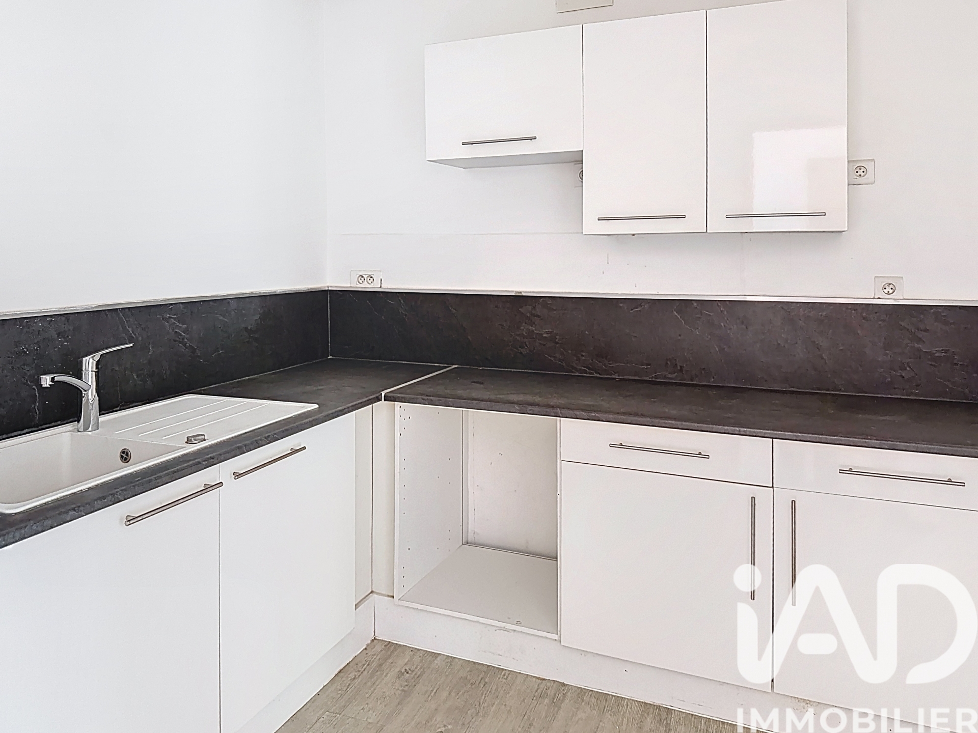 Vente appartement à La Valette-du-Var (83160) : appartement 2 pièces 59 m² - 2017117 — 11