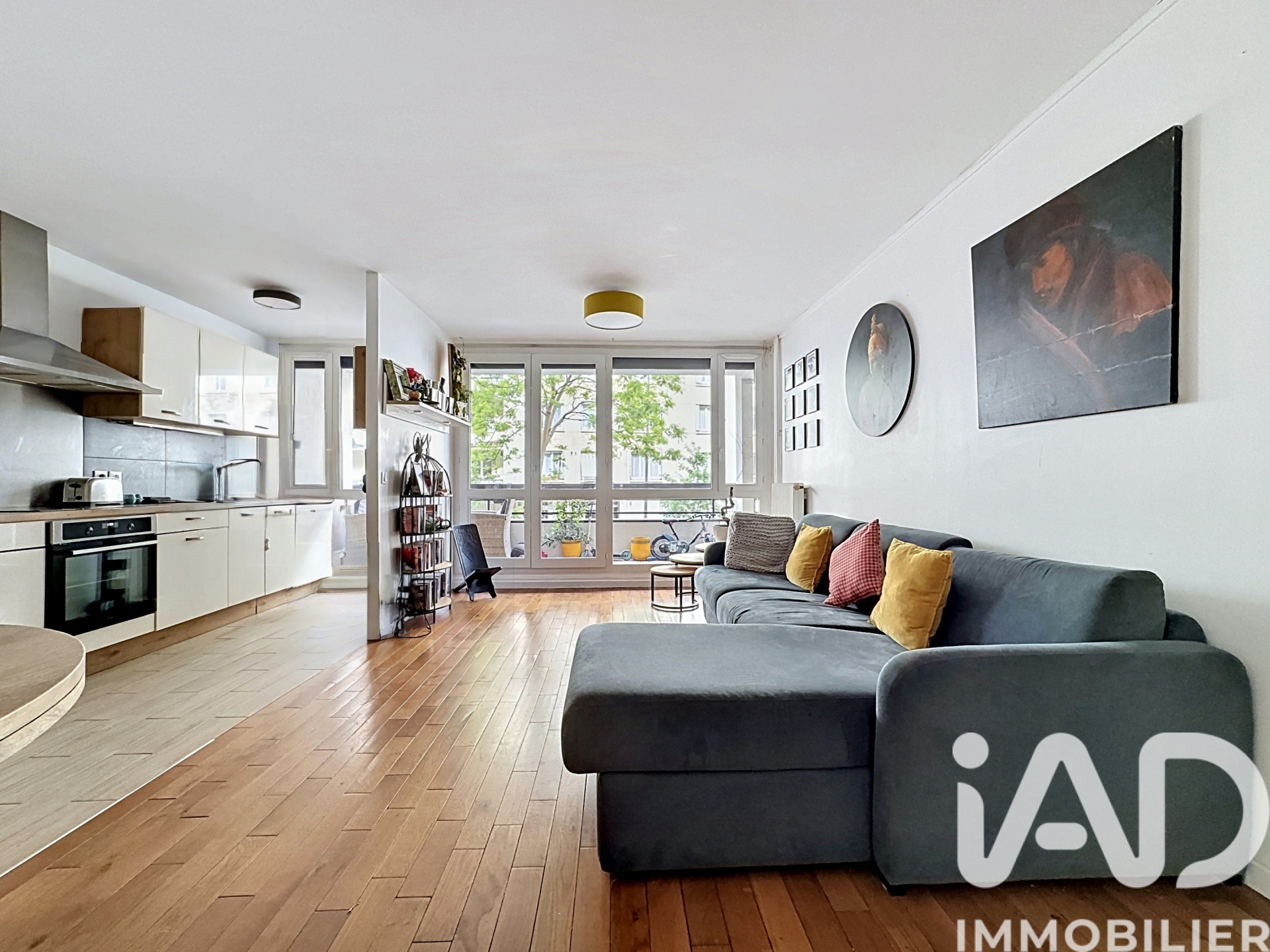 Appartement à vendre à Paris — 540 000 € — IAD France